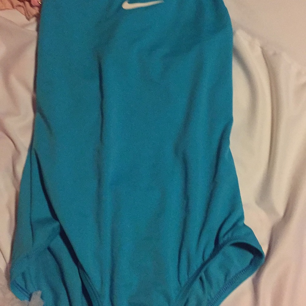 Nike girls swimsuit. Offers are expected!